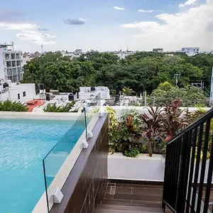 https://relaxconect-freeparking-fastwifi.allrivieramayahotels.com
